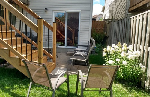 Kitchener House | Private Guest Suite for 2 with Separate Entrance, Kitchen and Bathroom