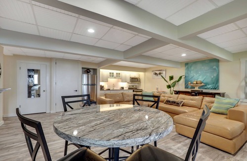 Charlevoix Apartment | Private Guest Suite | Lake Michigan | Beachfront | Remodeled | Pet Friendly