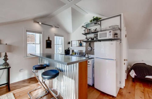 Old North Boulder House | Private Guesthouse in the Heart of Boulder - 3 min to Pearl St/6 min to CU!