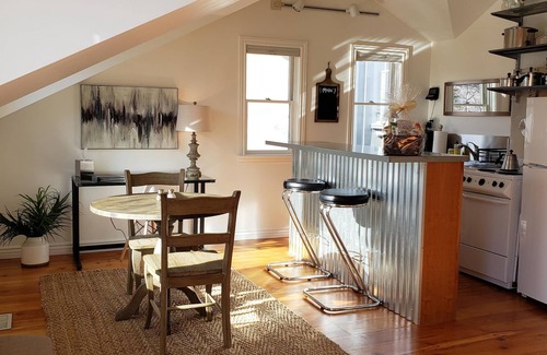 Old North Boulder House | Private Guesthouse in the Heart of Boulder - 3 min to Pearl St/6 min to CU!