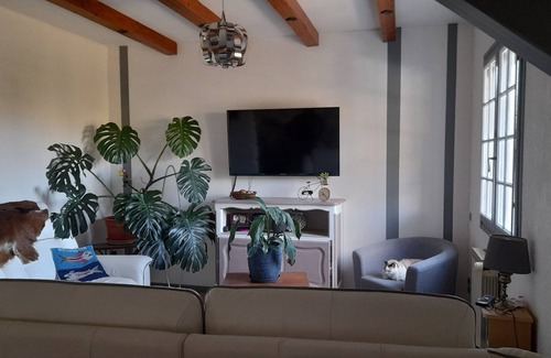 Saint-Julien-les-Rosiers House | Private house and swimming pool ALES GARD for 5 PEOPLE