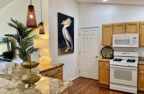 Summerhill House | Private Heated Pool & Hottub - Pet Friendly- Close to L Sumpter & Spanish Spring