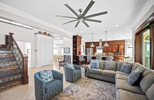 Perdido Key Coves One House | PRIVATE HEATED POOL, PRIVATE BEACH, HOT TUB, Pickleball & Boat Dock & Bay Access