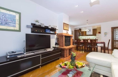 Hrvace House | Private holiday house with private pool up to 7 persons