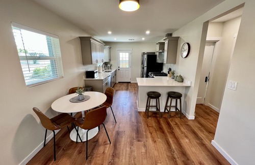 Blenman-Elm House | Private Home- 5 min from U of A, Downtown And Banner UMC