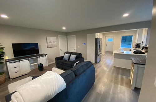 Summit House | Private home in Puyallup