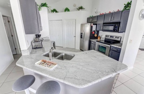 Haines City Villa | Private Home - Private Pool