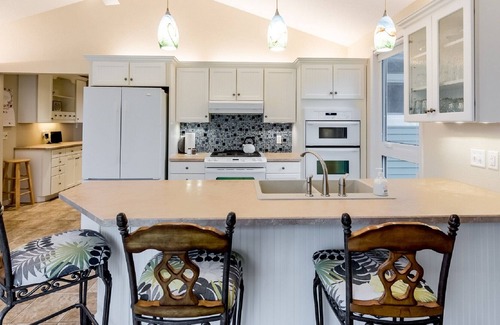 Fort Wayne House | PRIVATE HOME WITH GRAND KITCHEN IN FORT WAYNE