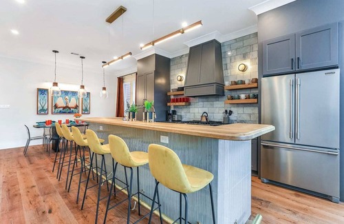 Faubourg Lafayette House | Private Home with Heated Pool | Near FQ