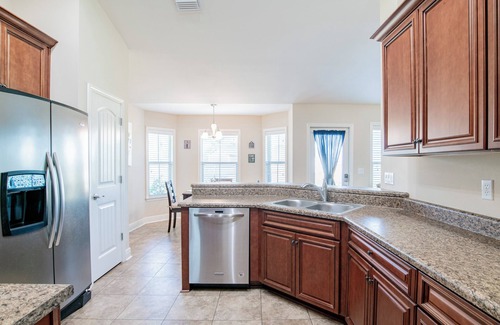 Foley House | Private Home with Lake Views!