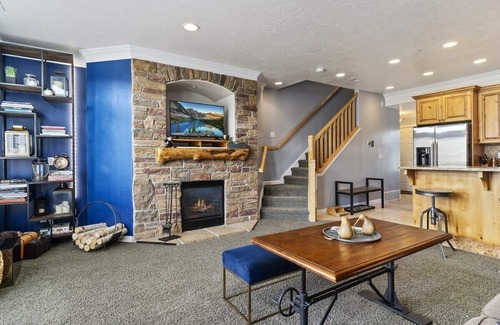 Ogden Condo | Private Hot tub, 10 min to Snowbasin Resort LS 31