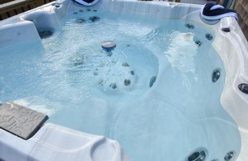 Yarmouth Port House | Private Hot Tub Near Dennis Pond