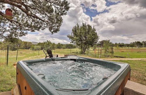 Show Low House | Private Hot Tub Vernon Cabin on 30 Forested Acres