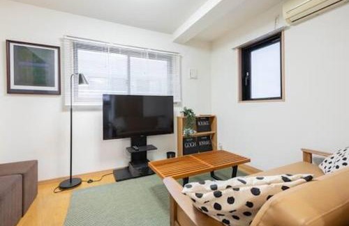 Suginami Apartment | Private House NISHIOGI