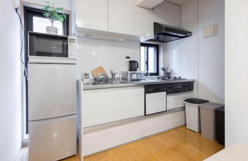 Suginami Apartment | Private House NISHIOGI