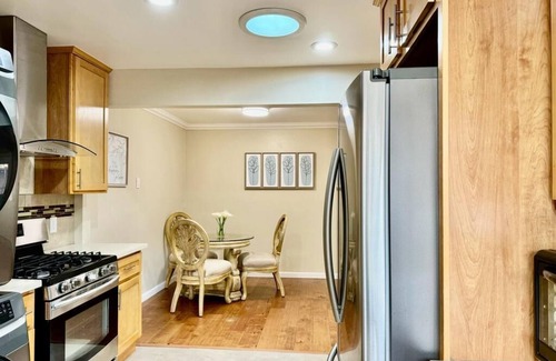 Castro Valley House | Private In-Law With Garden Access