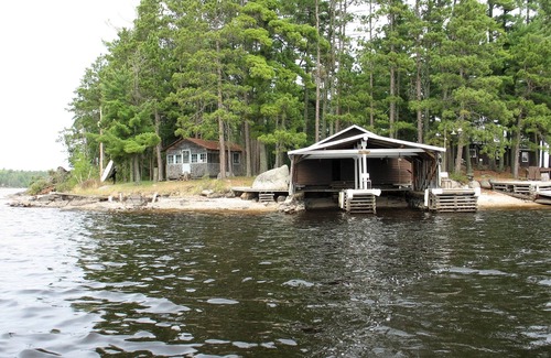 Crane Lake Cabin | Private Island, 3 bedroom cabin