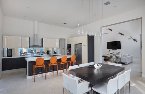 Bimini Islands House | Private island 4/5.5 luxury pool home with private boat dock up to 85 foot