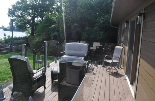 Leeds and the Thousand Islands Cottage | Private Island Cottage! 1 Waterlily Island, Gananoque, Ontario