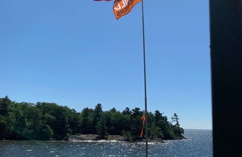 Nipissing Cottage | Private island retreat
