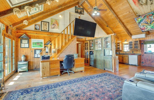 Grant Cabin | Private Lake On-Site: Secluded Retreat in Grant!