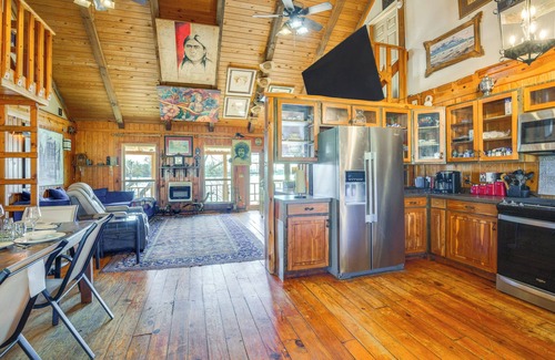 Grant Cabin | Private Lake On-Site: Secluded Retreat in Grant!