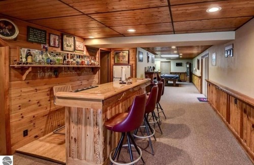 West Branch House | Private Lake Side Resort - The Family Lakehouse