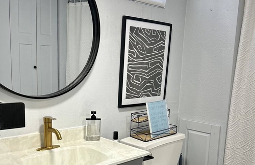 Pella Apartment | Private Level located in Pella, IA