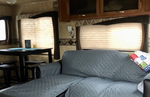 Lucerne House | Private Location with access to the Big Horn River.