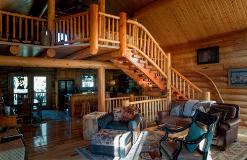 Hermosa Cabin | Private lodge Black Hills, kids<10yrs free, Custer Rushmore call 4 <10 Grp rates
