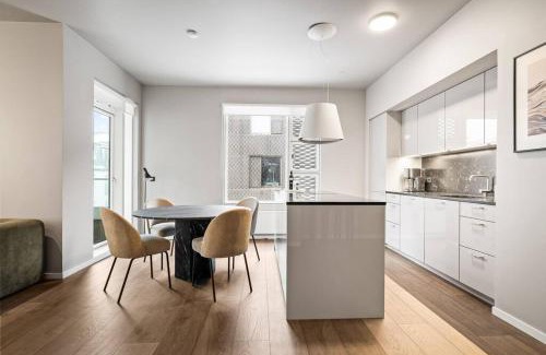 Downtown Apartment | Private Lux 2BR & 2BA City Center with Free Parking