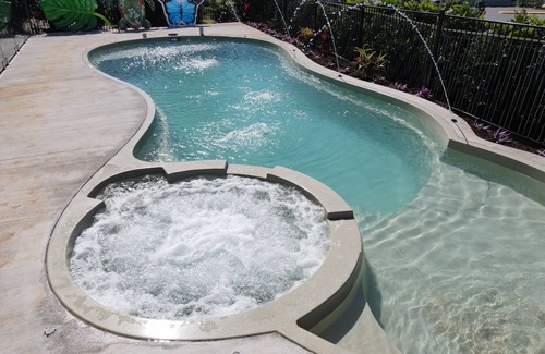 Mission Beach House | Private Luxury Villa with Resort Pool