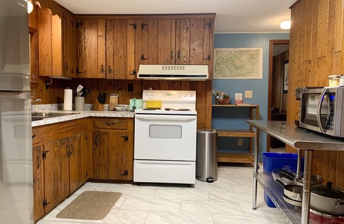 Rosman House | Private Mountain Getaway at Dogwood Hill