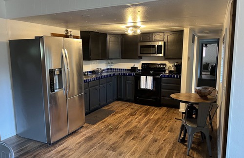 Payson Cabin | Private Mountain Retreat with room to roam! Horses welcome!
