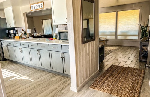 Tres Lomas North House | Private Mountain Views 3bed-2bath 5 min from City.Desert Oasis.