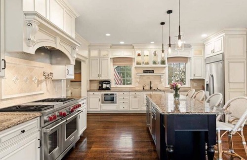 New Canaan House | Private New Canaan Compound