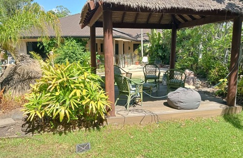 Oxenford House | Private Oasis among the Gold Coast Theme Parks.