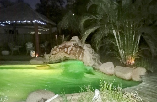 Oxenford House | Private Oasis among the Gold Coast Theme Parks.