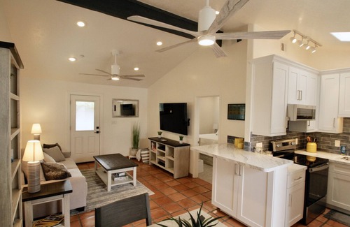 South Scottsdale Apartment | Private Oasis near Old Town Scottsdale Stadium - City of Scottsdale Lic #2027228