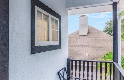Apopka House | Private Oasis near Springs w/King Bd + Pool Table