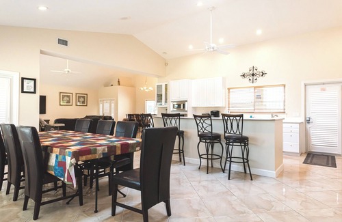 Ocean Park House | Private Oceanfront Estate Tennis-Pickleball Pool-Spa Golden Sands® Emerald