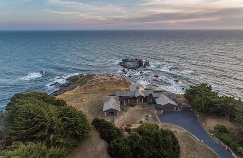 Timber Cove House | Private, Oceanfront Views, Great WiFi, Timber Cove