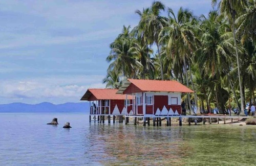Carti Tupile Cabin | Private Over-Water Cabins on San Blas Island