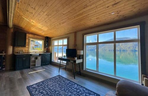 Echo Island Villa | Private Ozarks Island Retreat