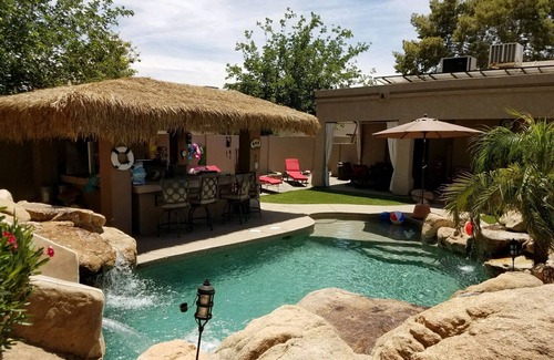 Eagle Hills House | Private Paradise at the Tiki Hut and Blue Lagoon
