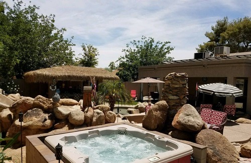 Eagle Hills House | Private Paradise at the Tiki Hut and Blue Lagoon