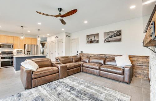 Palm Valley House | Private Patio and Golf Course View Goodyear Retreat