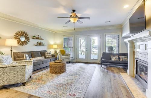 Lake Oconee House | Private Patio, Decks Waterfront Eatonton Townhome