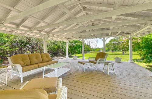 Weston House | Private Pavilion Countryside Cottage in Celina!