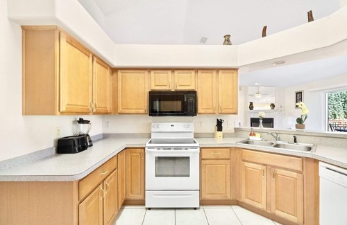 Northeast Pensacola House | Private Pensacola Beach Getaway Near UWF & Uptown!